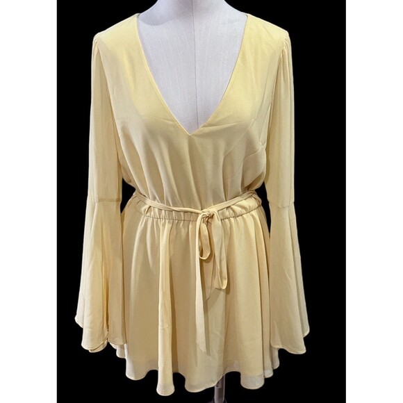 Lovers And Friends Womens Lila Dress Yellow Ruffle Bell Sleeve‎ Large NWOT - Picture 5 of 6